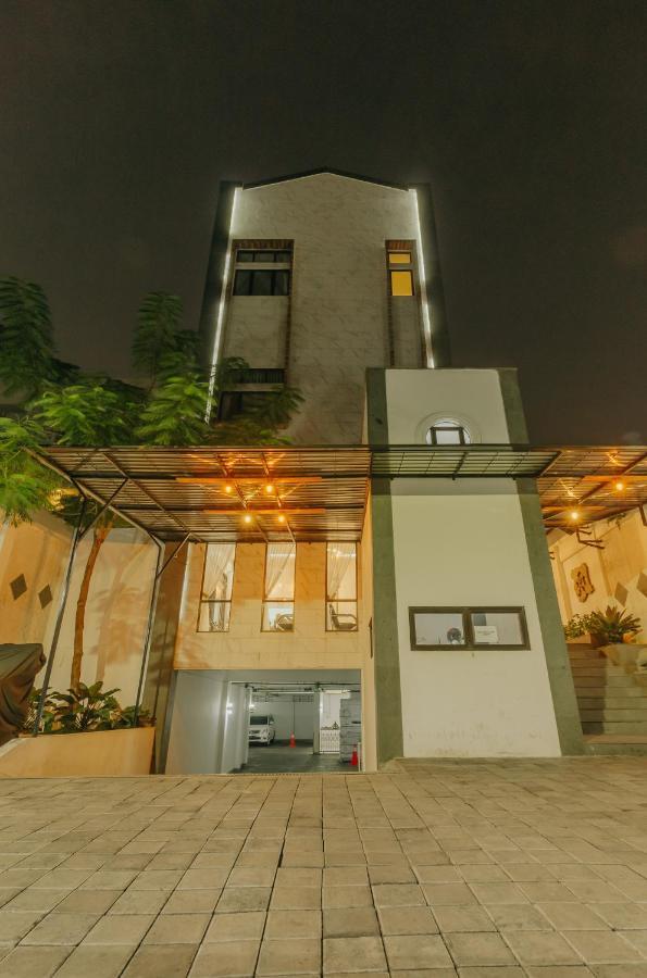 Urbanest Inn House Slipi 자카르타 외부 사진
