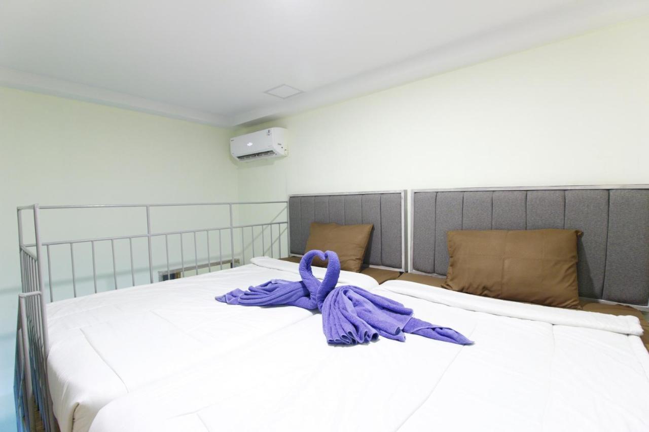 Urbanest Inn House Slipi 자카르타 객실 사진